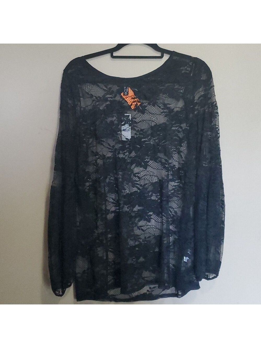 Love and legend sheer top size 1x